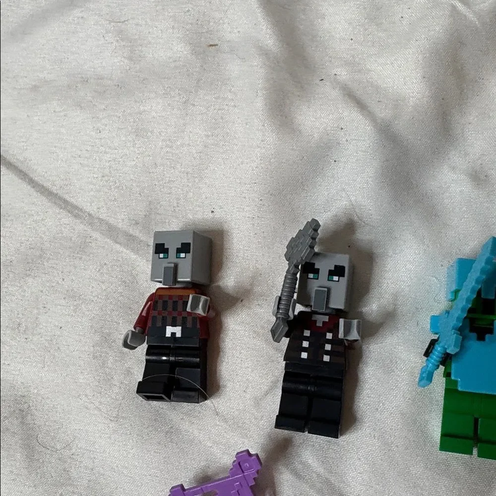 Set‎ of Four Lego Minecraft Miniature Figures with Accessories.